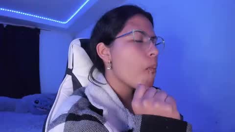  Lady  online show from 01-22-25, 01:10