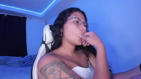  Lady  online show from 01-23-25, 05:56