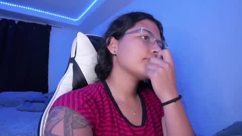  Lady  online show from 01-31-25, 08:54