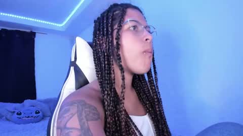  Lady  online show from 02-10-25, 04:52