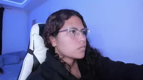  Lady  online show from 09-17-25, 01:29