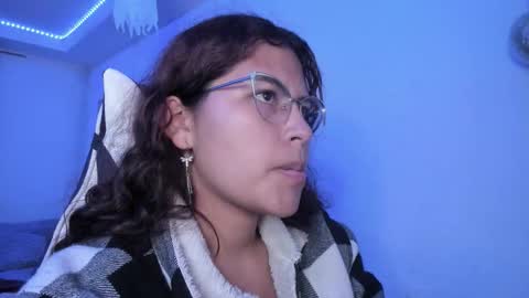  Lady  online show from 10-19-25, 02:34