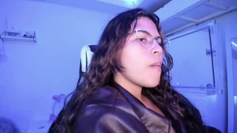  Lady  online show from 04-20-26, 03:42