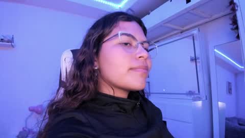  Lady  online show from 04-27-26, 02:31