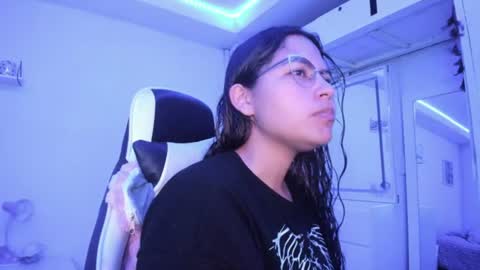  Lady  online show from 06-30-26, 04:35