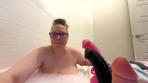 LadyCherieLynn online show from 04-18-26, 02:32