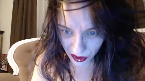 LADYGILDA online show from 01-25-25, 08:00
