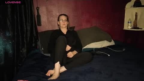 Snapshot of ladykiva_n_hubz chatting on 10-08-25, 03:37 ladykiva_n_hubz online show from 10-08-25, 03:37