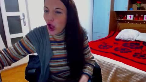 LadyLHoty online show from 11-25-25, 11:27