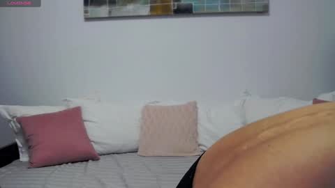 Lia online show from 12-11-24, 10:47