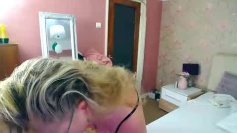 ladymariahx online show from 02-22-25, 04:40