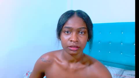 Snapshot of ladypussy69779756 chatting on 01-25-25, 11:11 laura online show from 01-25-25, 11:11