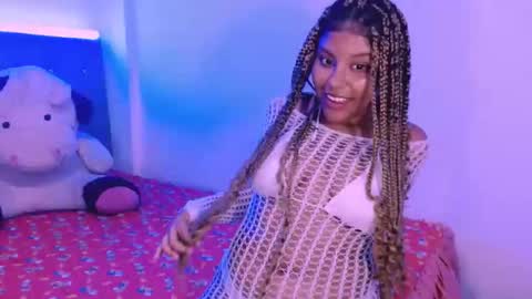 laura online show from 03-03-26, 05:13