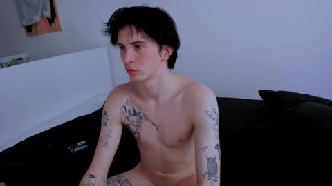 Snapshot of ladytrep chatting on 02-23-25, 08:39 LadyTrep online show from 02-23-25, 08:39