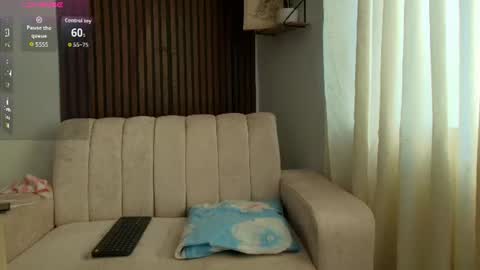 Snapshot of laena_castillo chatting on 07-10-26, 07:38 Laena online show from 07-10-26, 07:38