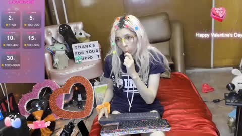 Skinnygirl online show from 12-05-24, 11:29