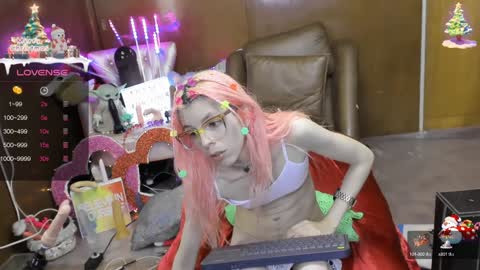 Skinnygirl online show from 01-30-25, 01:44