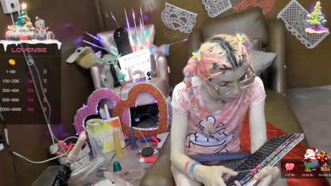 Skinnygirl online show from 02-06-25, 03:48