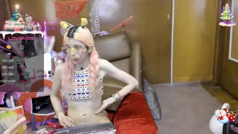 Skinnygirl online show from 03-03-25, 03:52