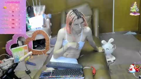 Skinnygirl online show from 09-27-25, 02:16