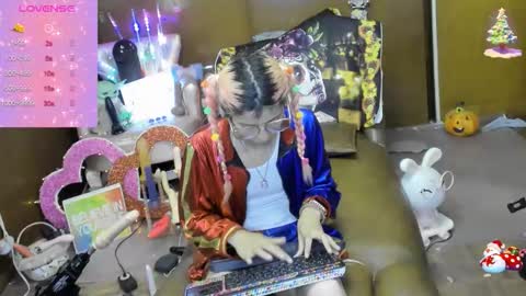 Skinnygirl online show from 10-29-25, 10:44