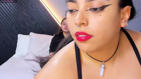    online show from 03-11-26, 11:00