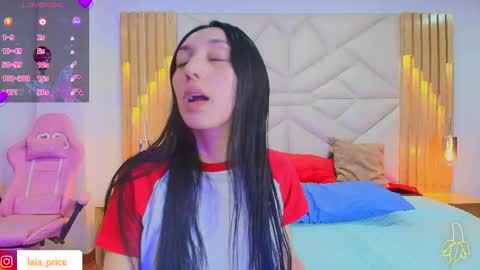 Snapshot of laia_and_damian chatting on 10-06-25, 07:33 laia_and_damian online show from 10-06-25, 07:33