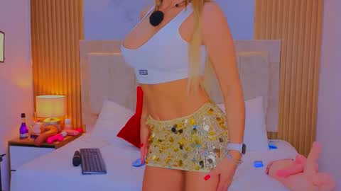 laiamilf online show from 01-17-26, 12:59