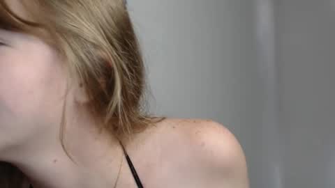 lailacuteee online show from 06-14-26, 05:37