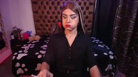 Camila online show from 03-04-26, 04:51