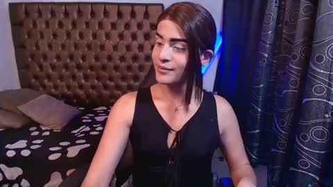 Camila online show from 04-06-26, 09:49