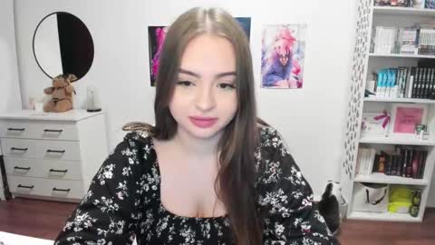 Kira online show from 03-06-25, 02:41