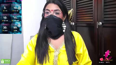 Laskhmirani online show from 02-13-25, 01:37