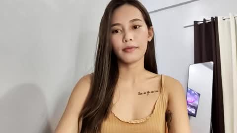 Snapshot of lalaineexx chatting on 01-11-26, 01:38 Bellaaa 333 online show from 01-11-26, 01:38