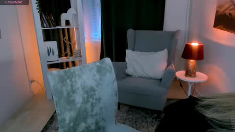 Laly online show from 11-03-25, 10:49