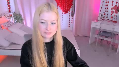 Laly online show from 02-20-26, 07:43
