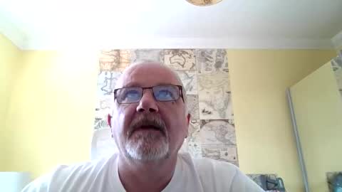 Snapshot of lamabama chatting on 09-21-25, 01:35 lamabama online show from 09-21-25, 01:35