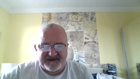 Snapshot of lamabama chatting on 10-13-25, 01:11 lamabama online show from 10-13-25, 01:11