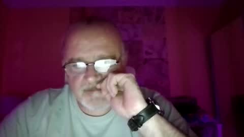 Snapshot of lamabama chatting on 11-28-25, 09:06 lamabama online show from 11-28-25, 09:06