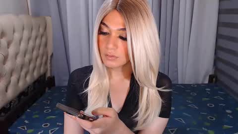 Snapshot of lamerystone chatting on 02-10-25, 08:09 Lamery online show from 02-10-25, 08:09