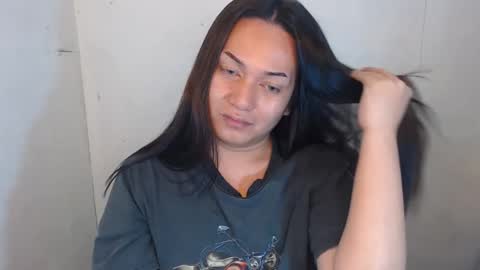 Snapshot of lamerystone chatting on 12-03-25, 01:13 Lamery online show from 12-03-25, 01:13