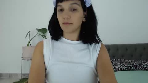 J e n a  All Days  UTC -5 2030  online show from 12-12-24, 02:15