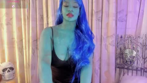    online show from 10-18-25, 07:36