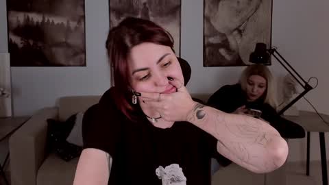 just call me Lana  and her security online show from 12-21-24, 02:15