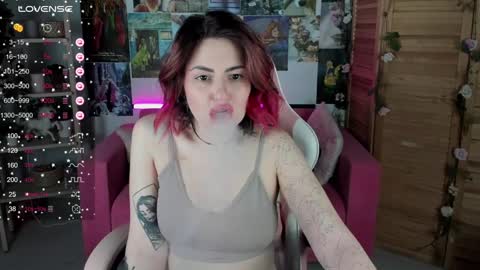 just call me Lana  and her security online show from 01-16-25, 02:51