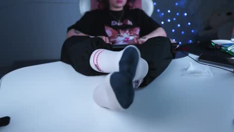 just call me Lana  and her security online show from 03-01-25, 02:34