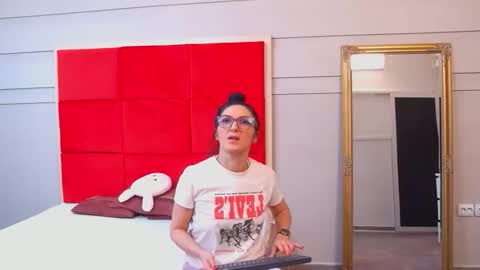 LanaBanner online show from 10-01-25, 07:14