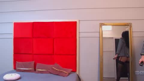 LanaBanner online show from 10-22-25, 04:57