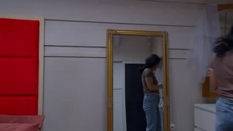 LanaBanner online show from 06-13-26, 04:32