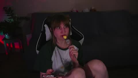 Kay online show from 05-11-26, 06:27